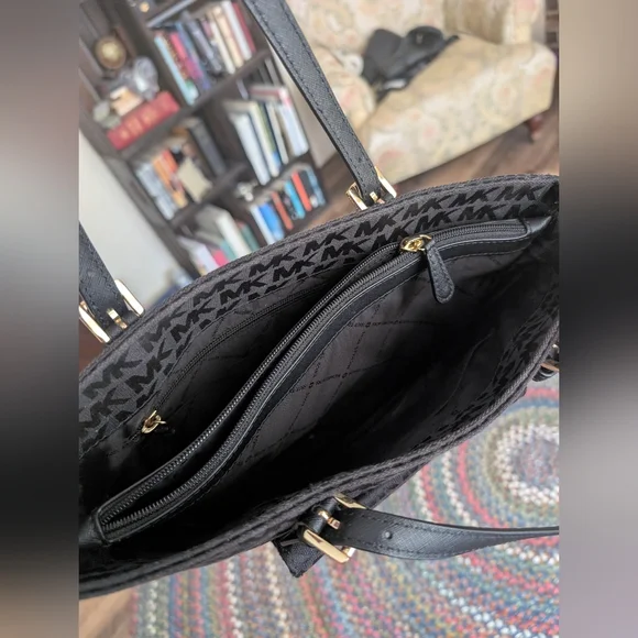 Michael Kors Black Tote Bag - Picture 9 of 14